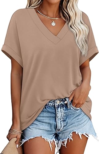 7 Plus Size Blouses Designed for Comfort and Confidence